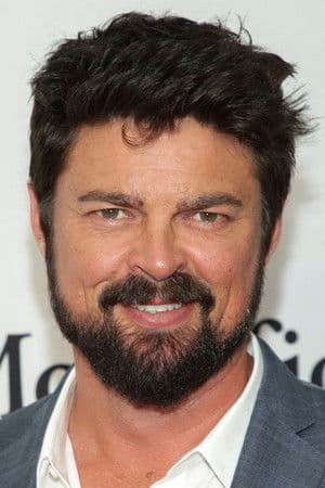 Image of Karl Urban