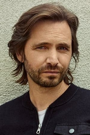Image of Aaron Stanford
